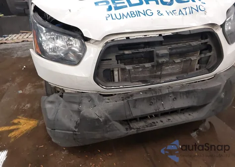 2019 Ford Transit-250 z USA, uszkodzony, nr VIN 1FTYR1ZM6KKB81763